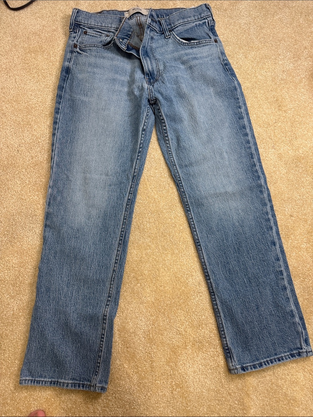 Hollister Classic Men's Light Blue Straight-Leg Jeans not stretchy. 33x30.